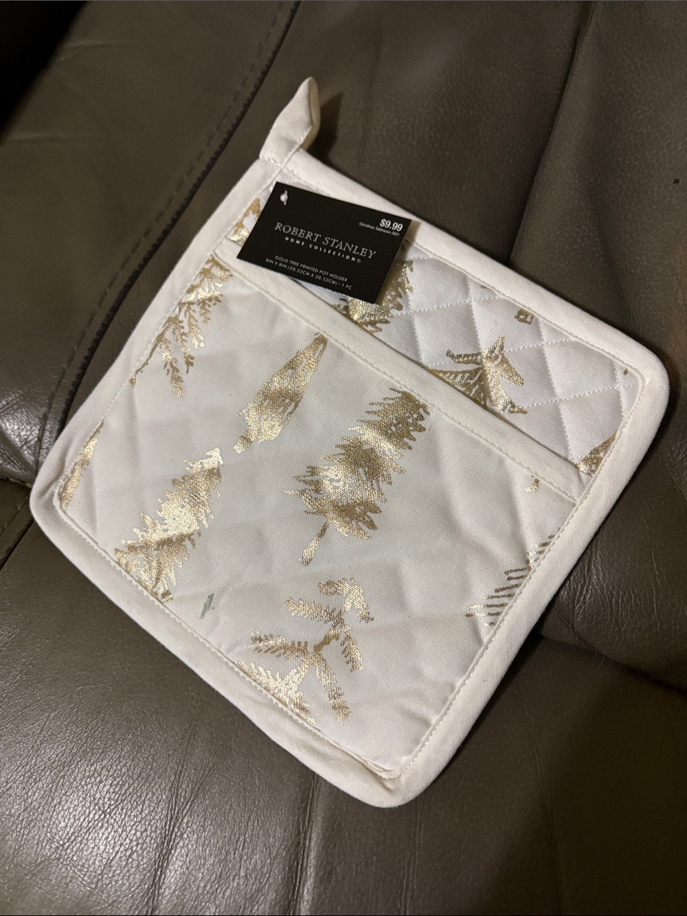 Robert Stanley White Pot Holder with Gold Foil Holiday Trees